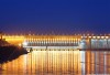 Красноярская ГЭС включила архитектурную подсветку в честь Первомая и Дня Победы